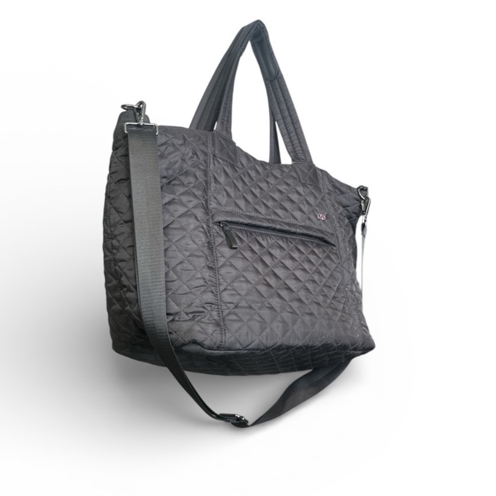 CALIA By Carrie Underwood Quilted Tote/ Gym Bag